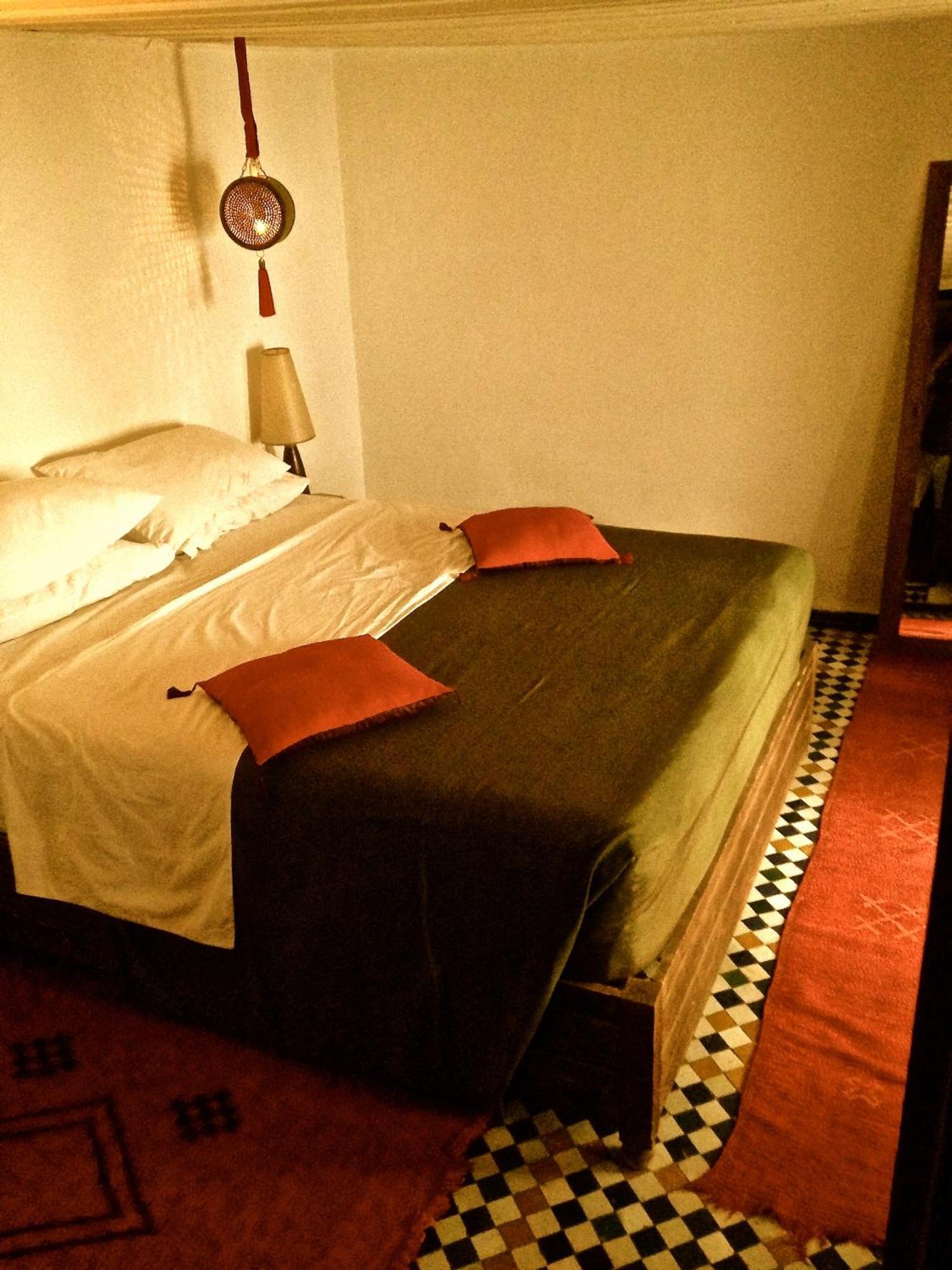 Riad Tizwa Fès Rom bilde